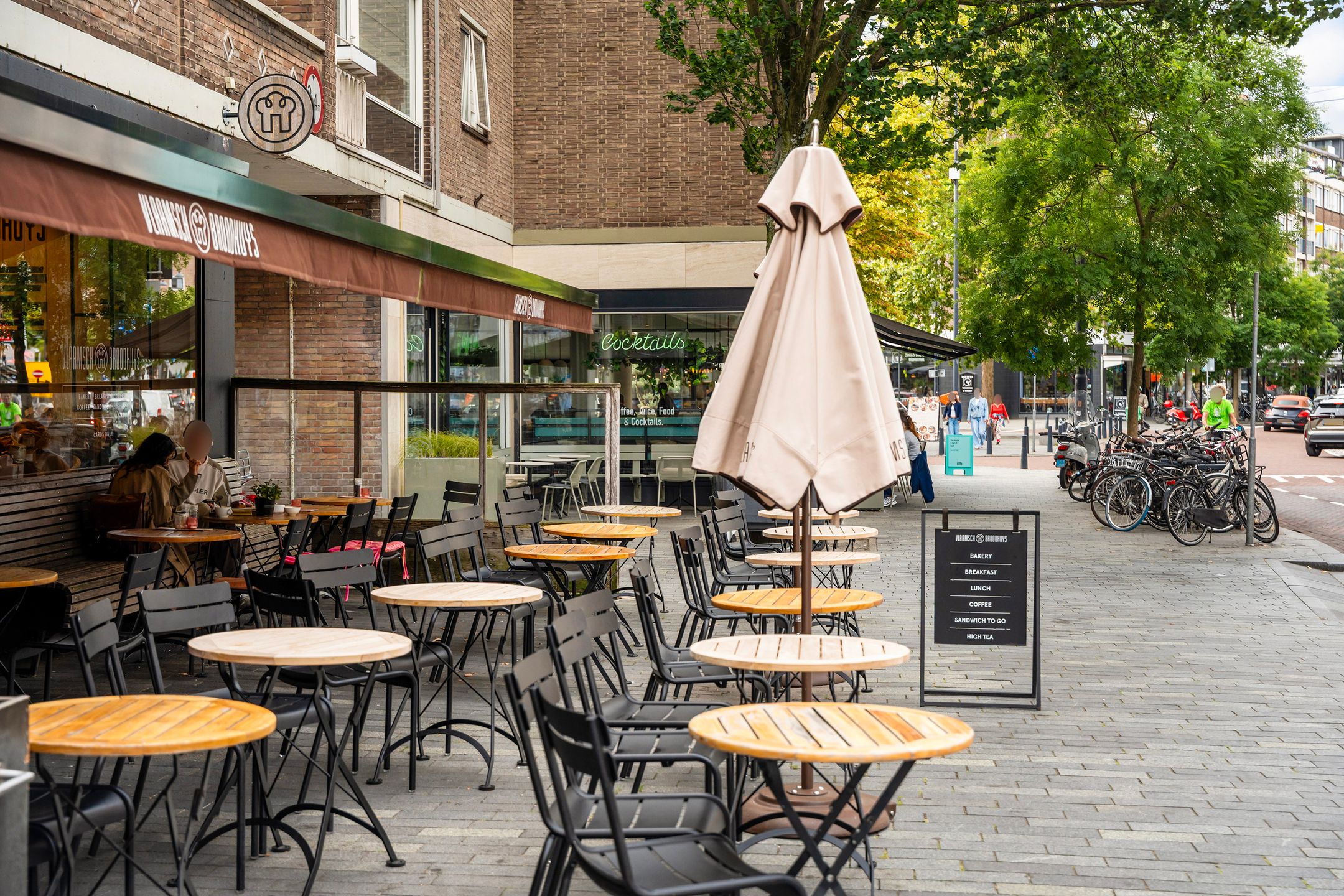 Photo 24 of Jonker Fransstraat 207