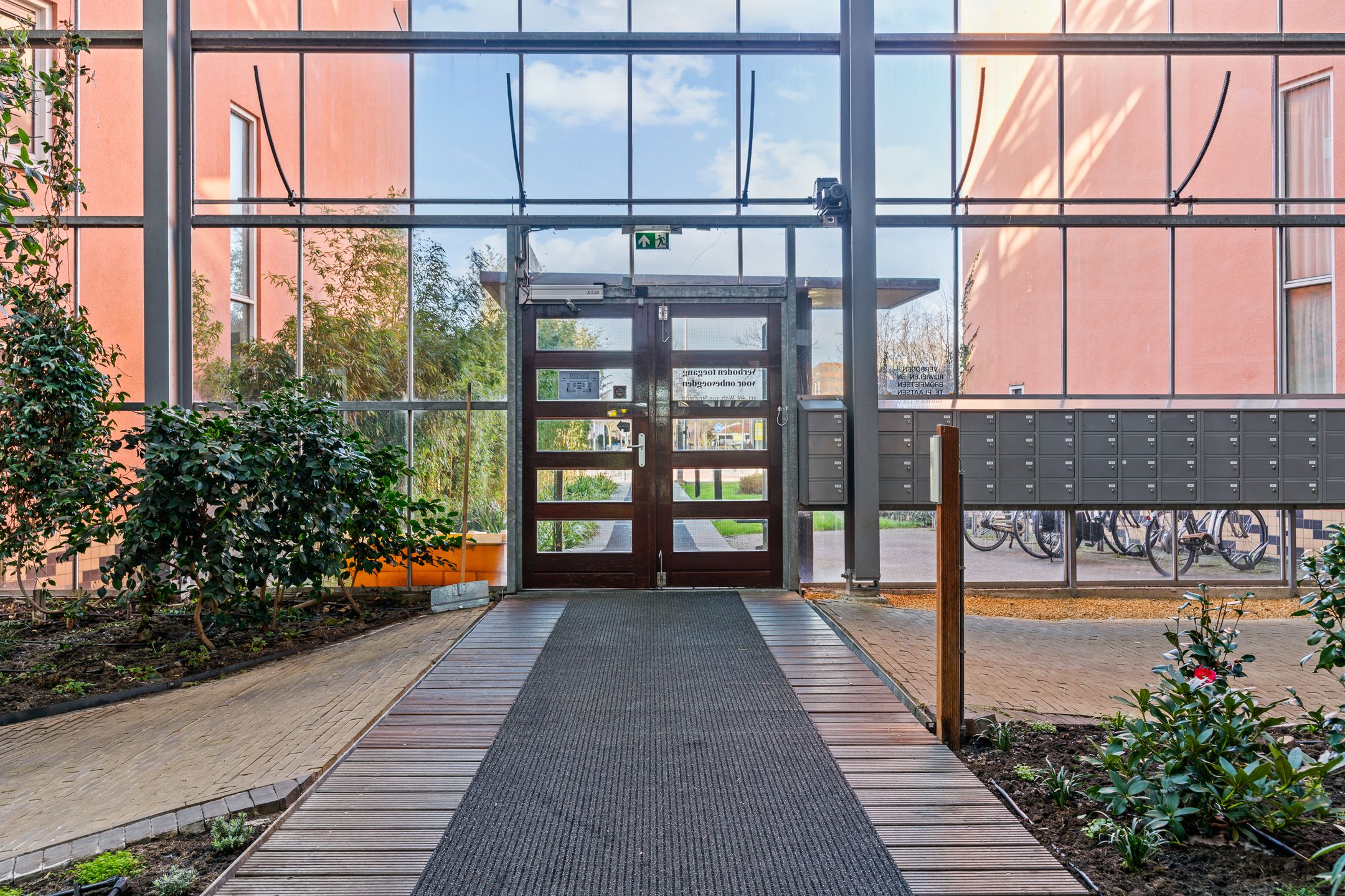 Photo 9 of Louis Davidsstraat 170