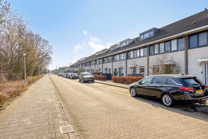 Photo 2 of Den Uylstraat 36