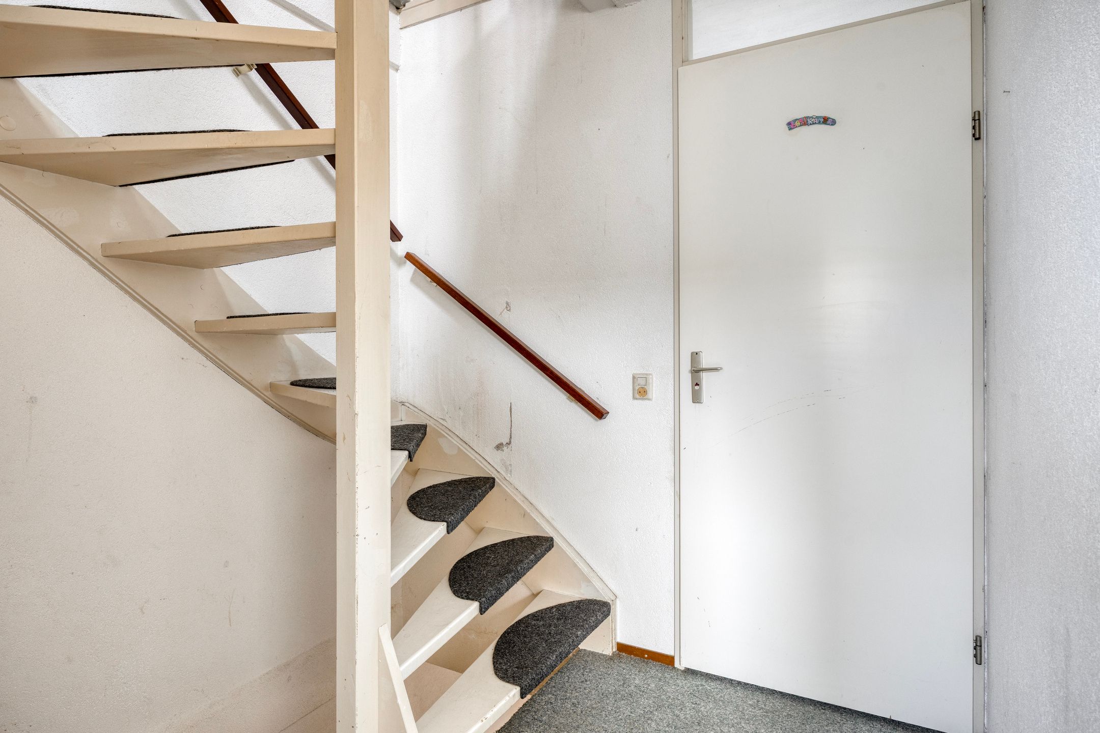 Photo 12 of Den Uylstraat 36