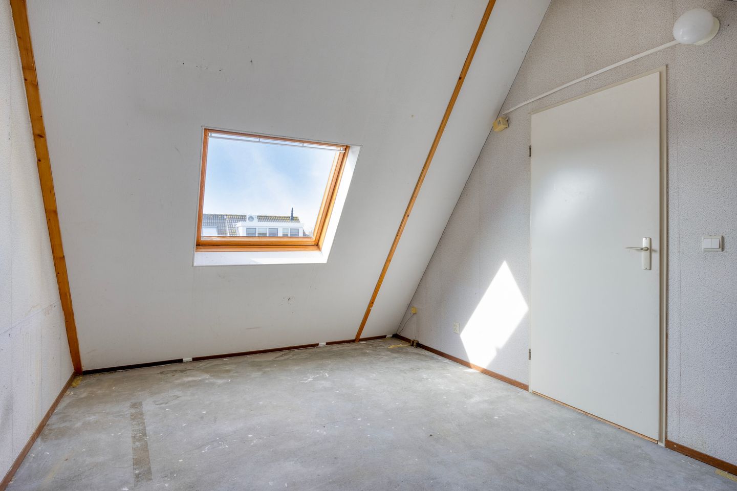 Photo 19 of Den Uylstraat 36