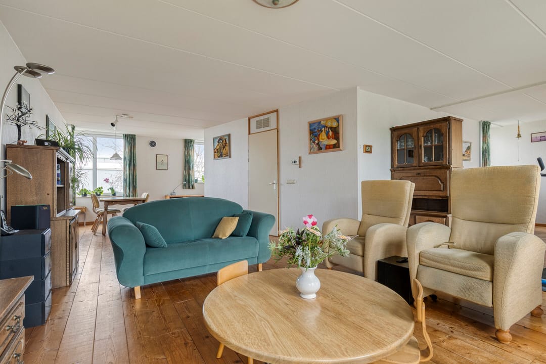 Photo 7 of Westeinde 34