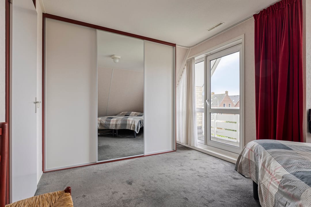 Photo 13 of Westeinde 34