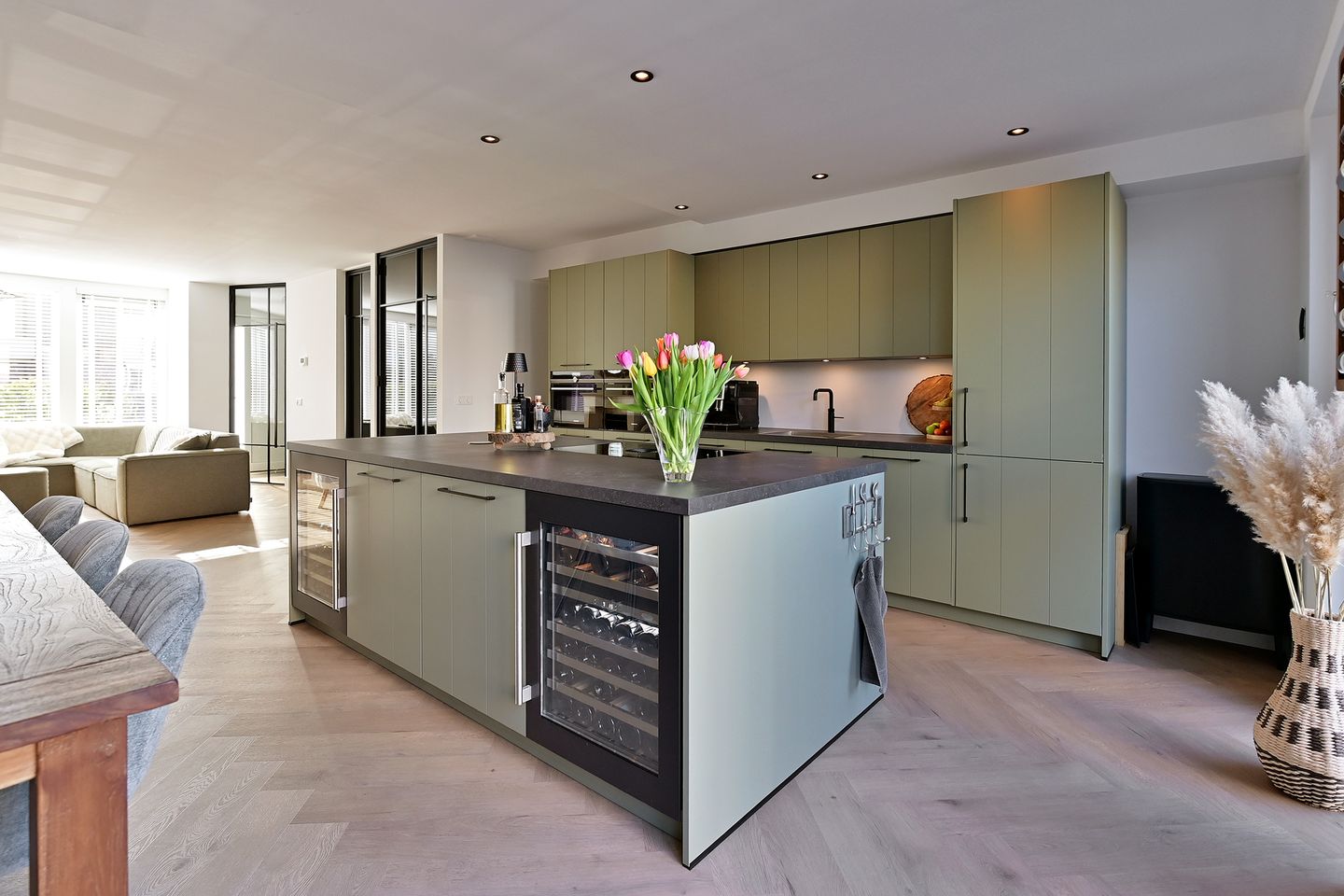 Photo 10 of Spaanderbank 45