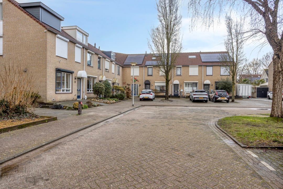 Photo 31 of Iepenlaan 35