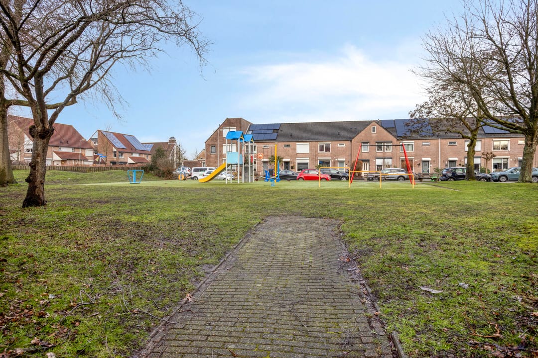 Photo 32 of Iepenlaan 35