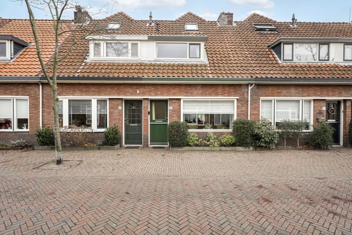 Erasmusstraat 11