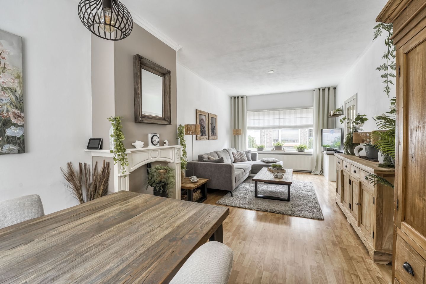 Photo 10 of Erasmusstraat 11