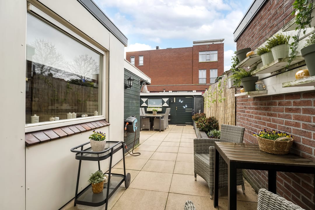 Photo 17 of Erasmusstraat 11