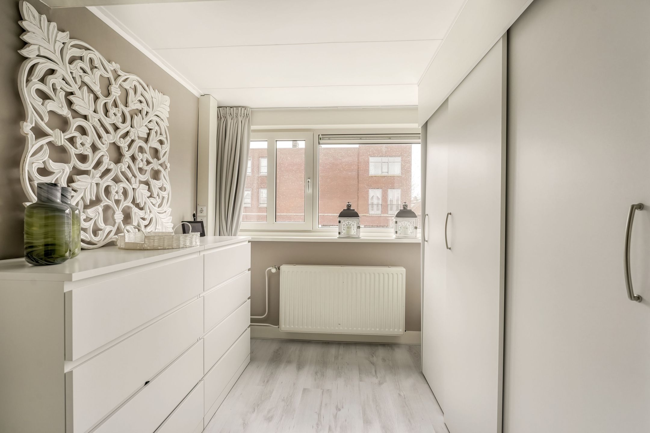 Photo 21 of Erasmusstraat 11