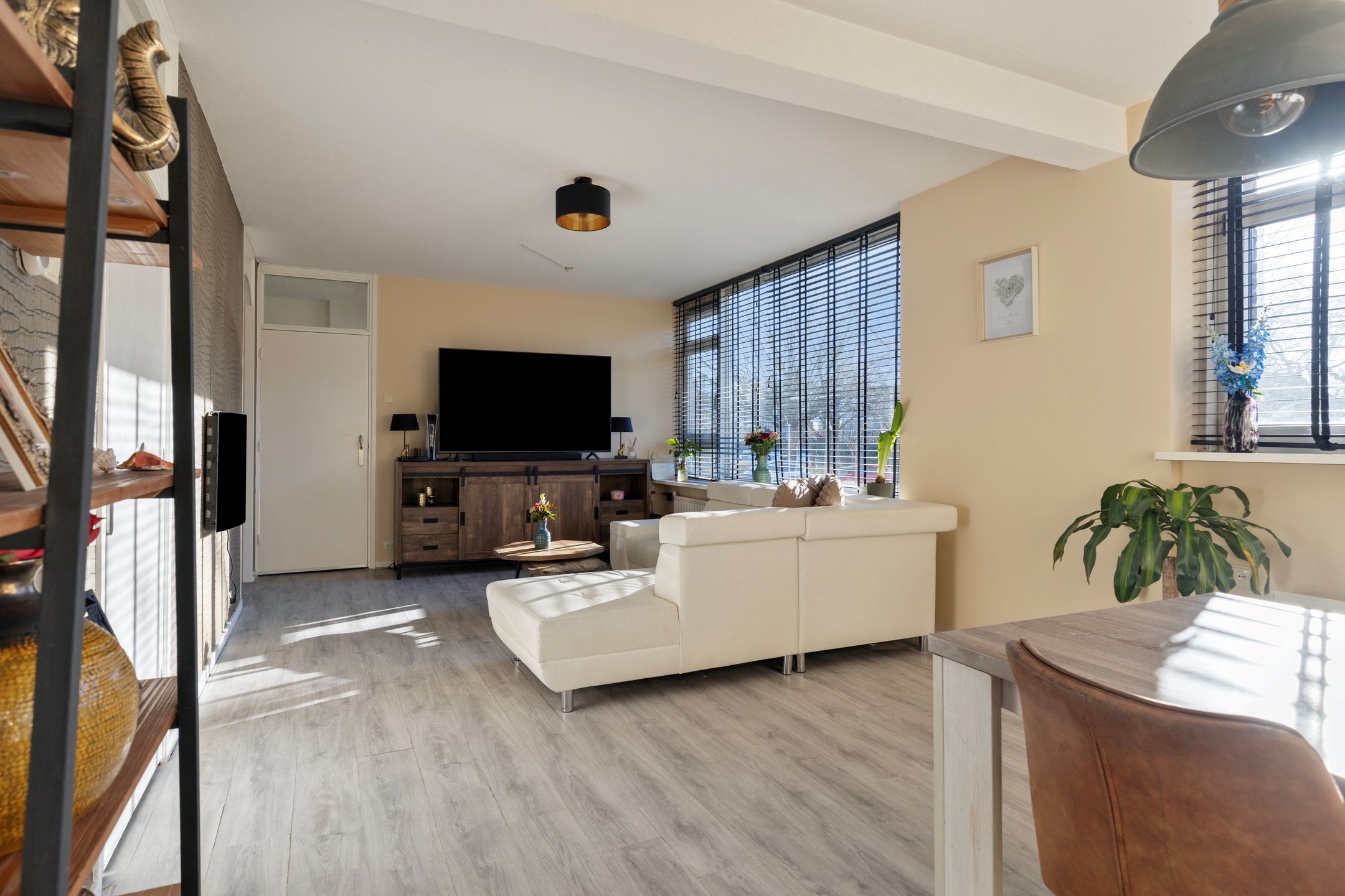 Photo 6 of Mozartstraat 149