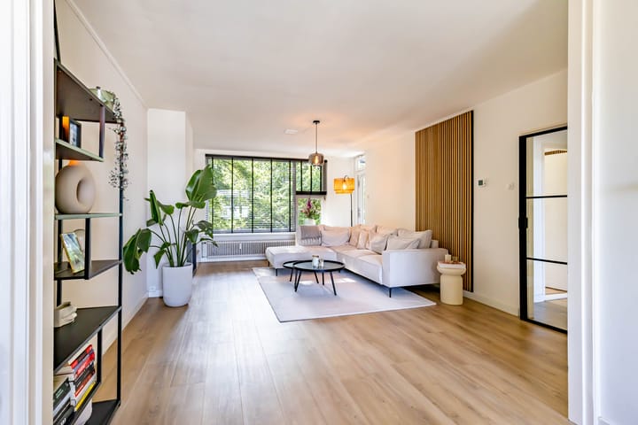 Appartement te koop: Van Iddekingeweg 161, Groningen