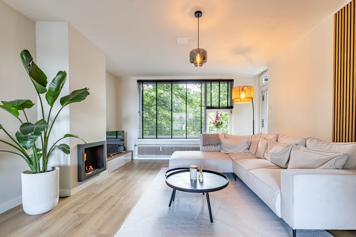 Appartement te koop: Van Iddekingeweg 161, Groningen