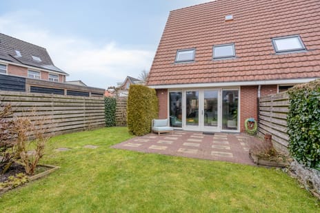 Bornkamp 19 secondary image