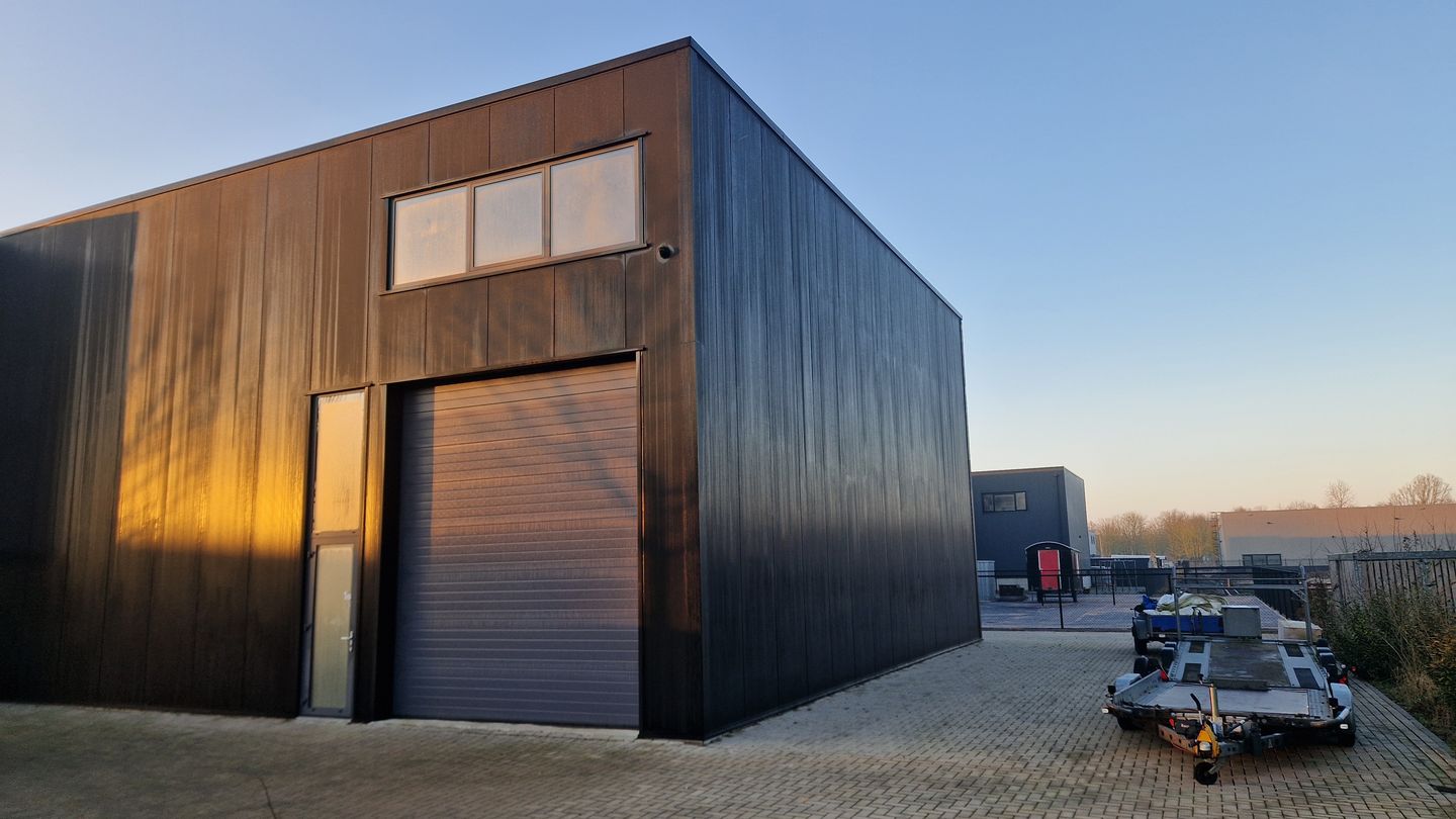 Bekijk foto 1 van Wagonette 1