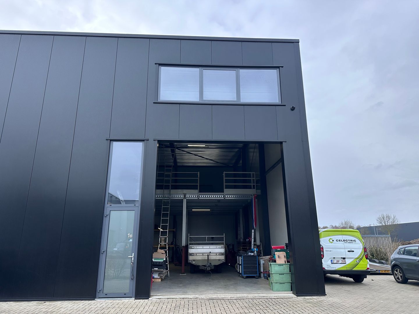 Bekijk foto 3 van Wagonette 1