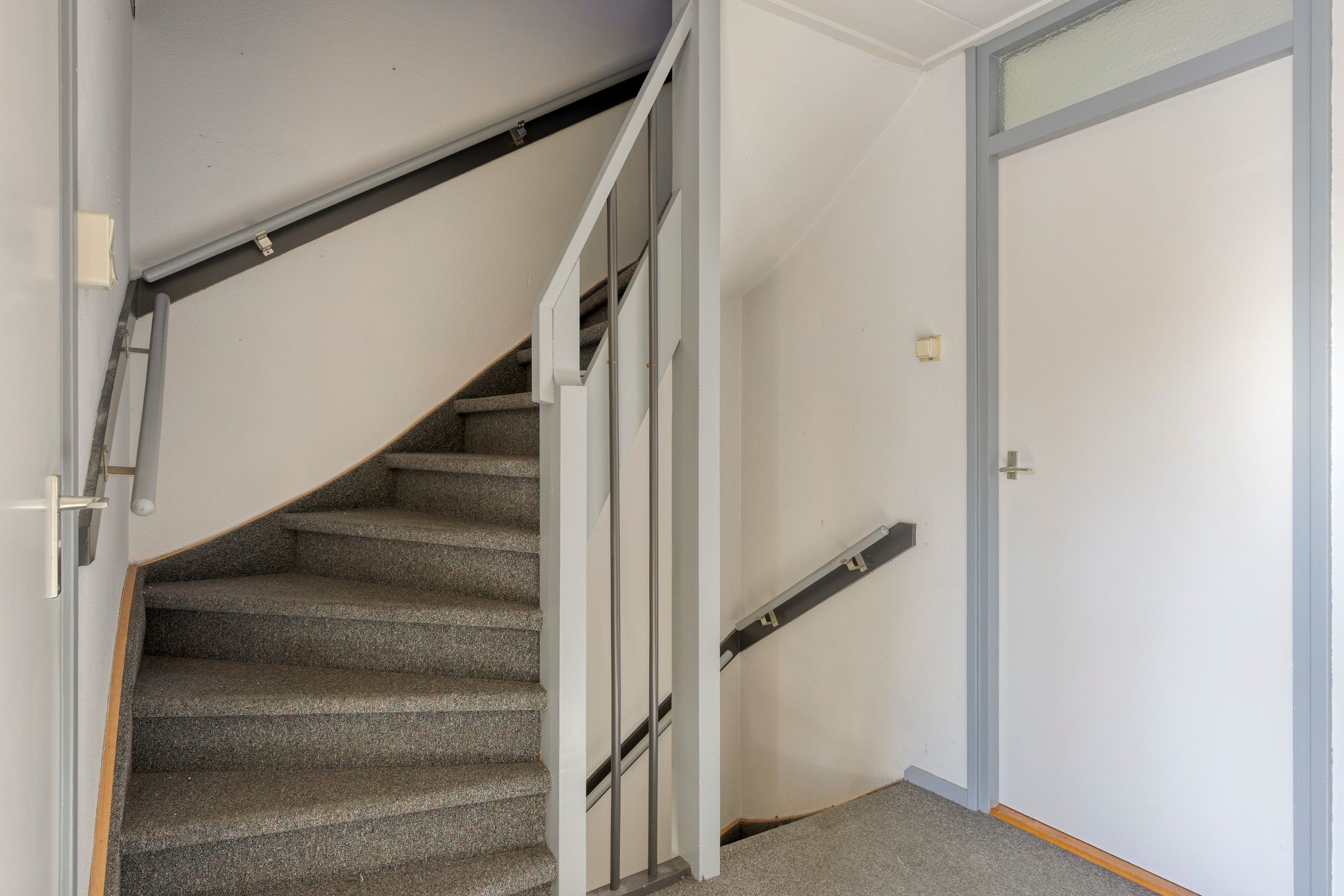 Foto 18 van Van Anrooijstraat 54