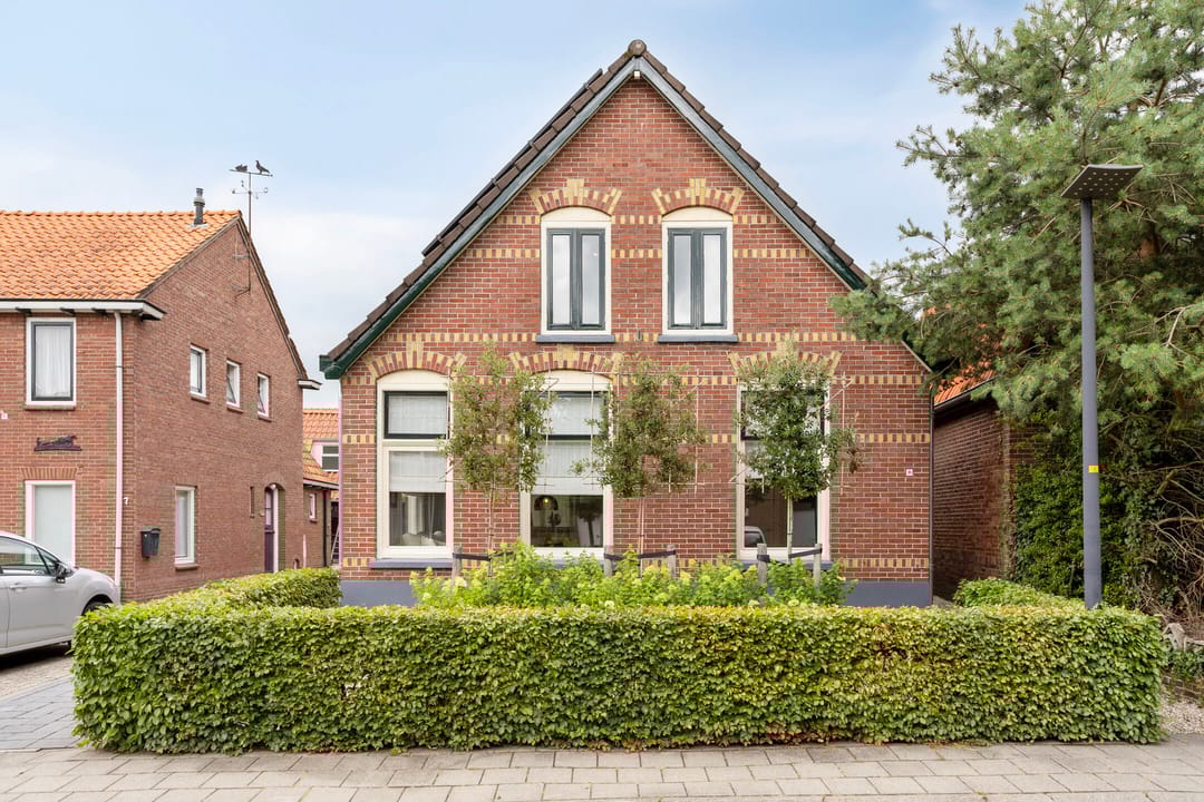 Photo 2 of Vreesweg 9