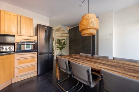 Enk 101 tertiary image