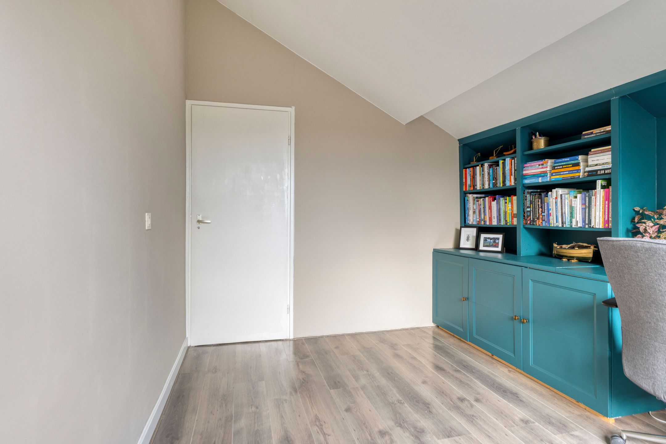 Foto 30 van Kamgras 104