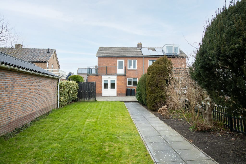 Photo 2 of Burgemeesters Commandeurlaan 10