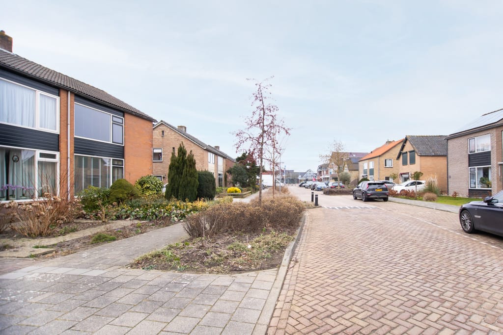 Photo 37 of Burgemeesters Commandeurlaan 10