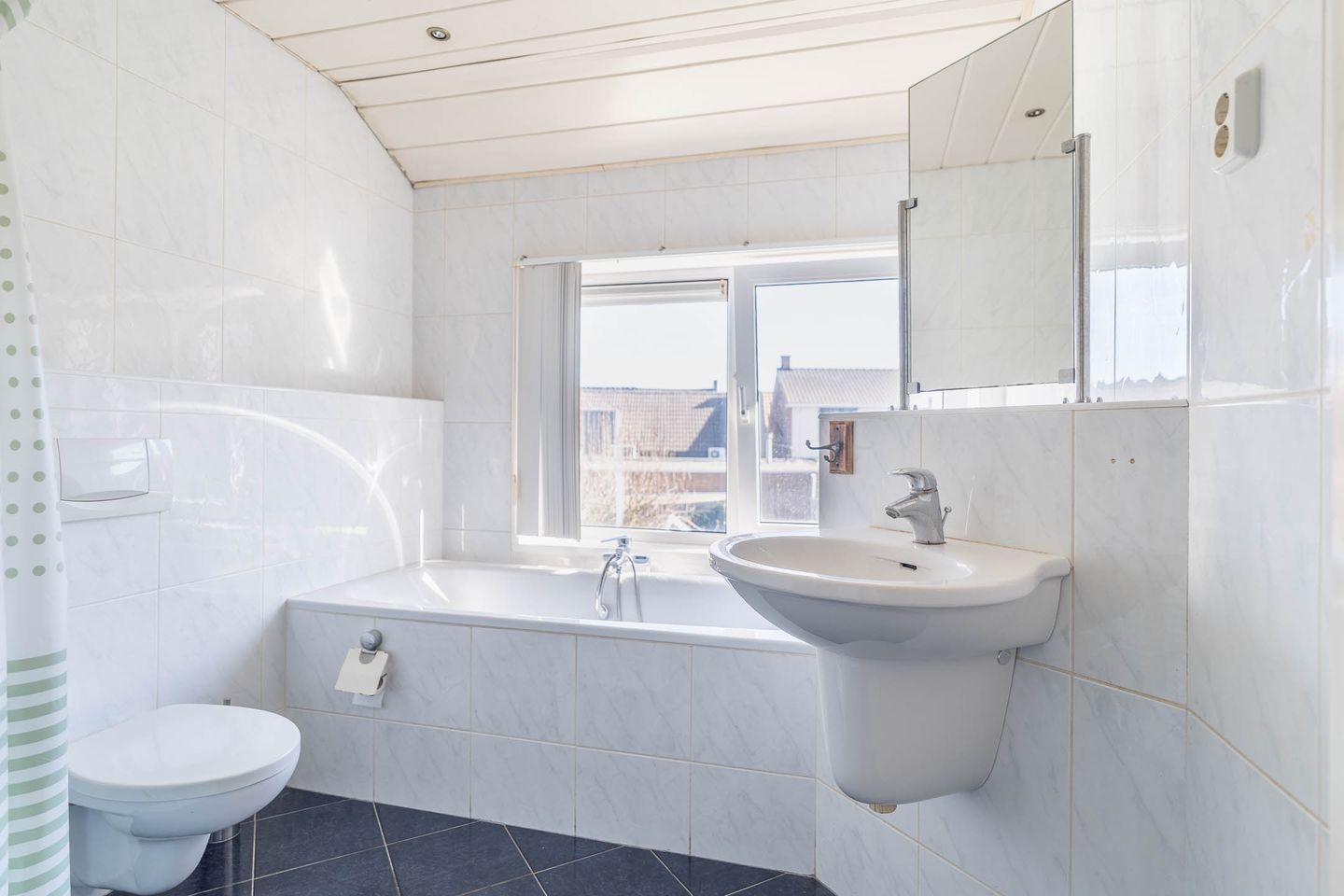 Photo 4 of Beatrixstraat 3
