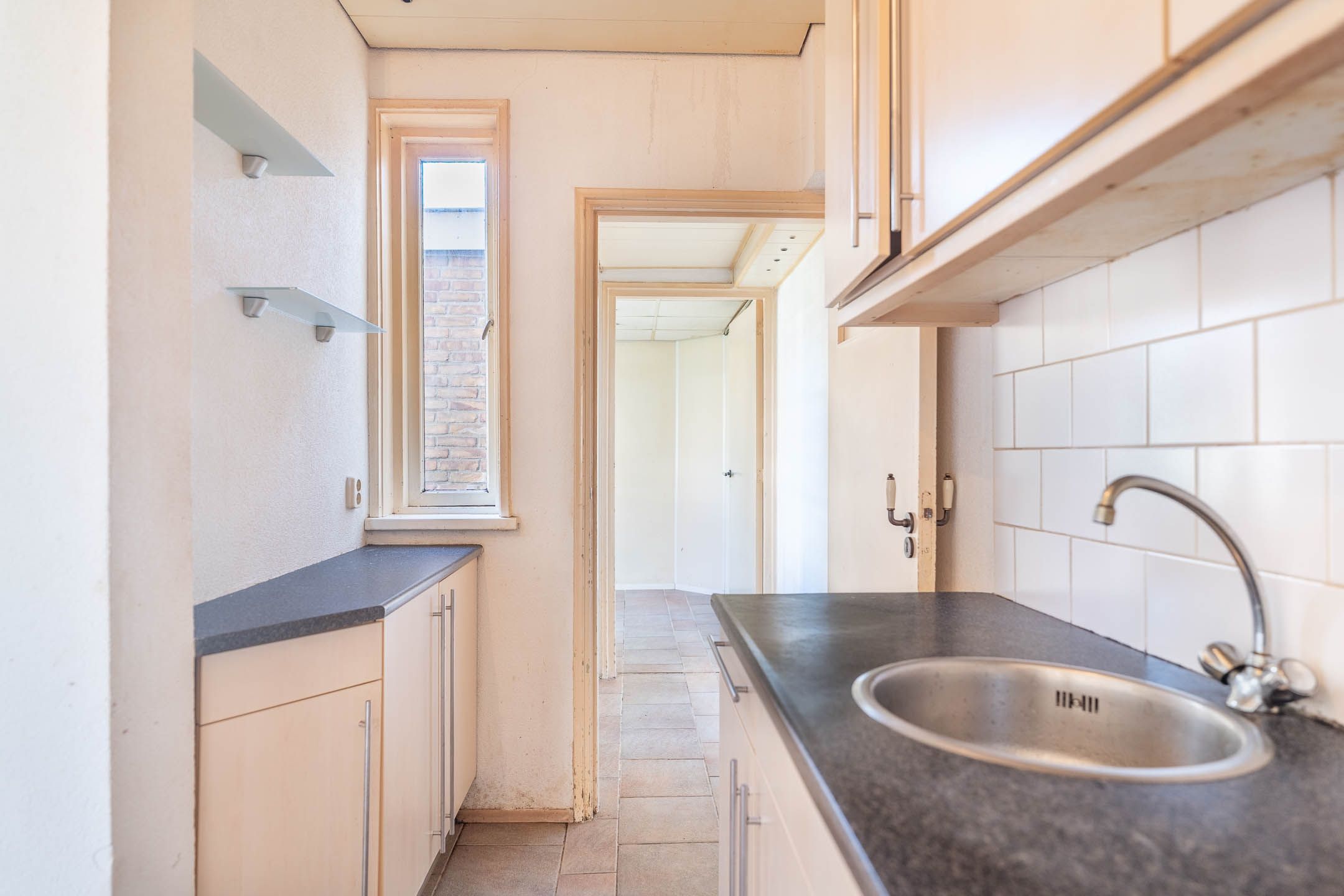 Photo 15 of Beatrixstraat 3