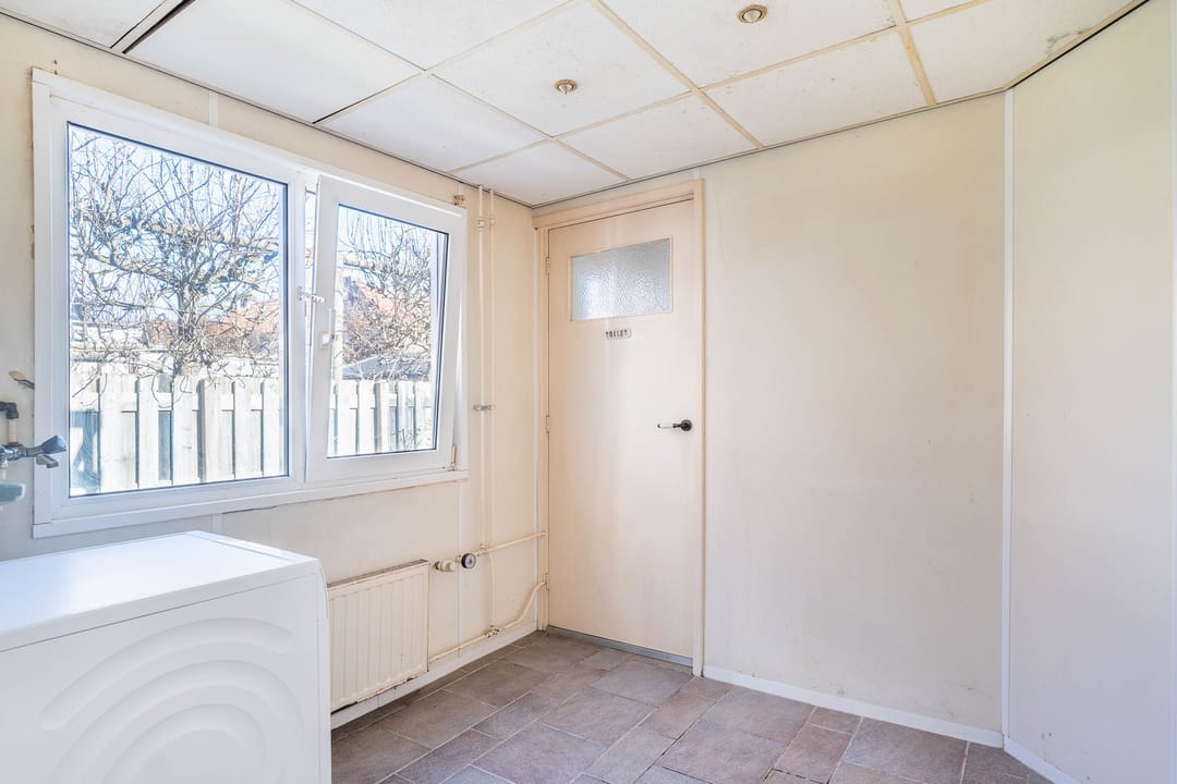 Photo 16 of Beatrixstraat 3