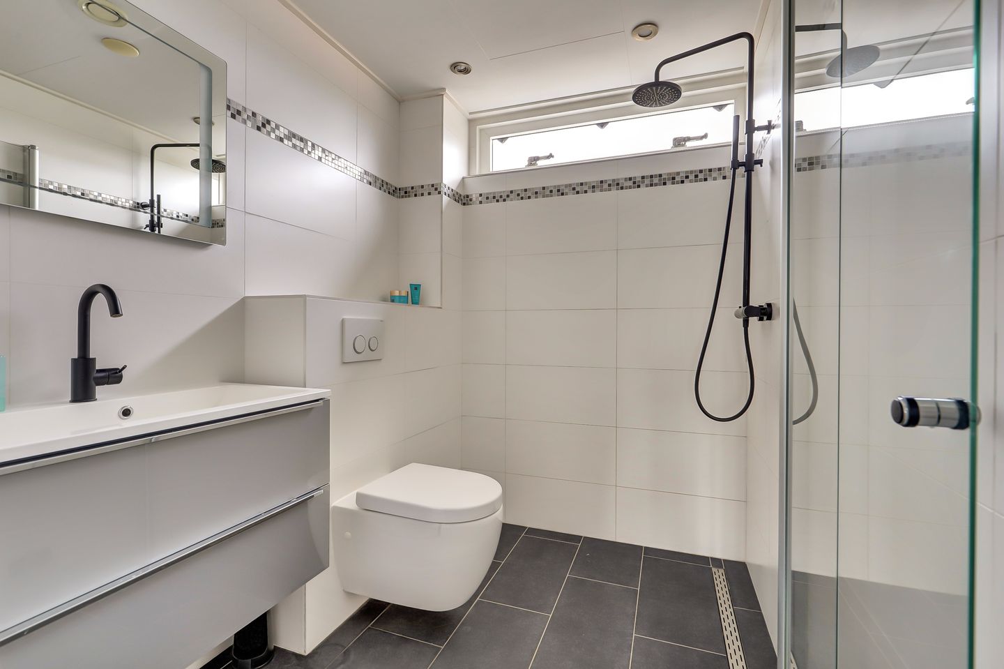 Foto 20 van Badorfstraat 27