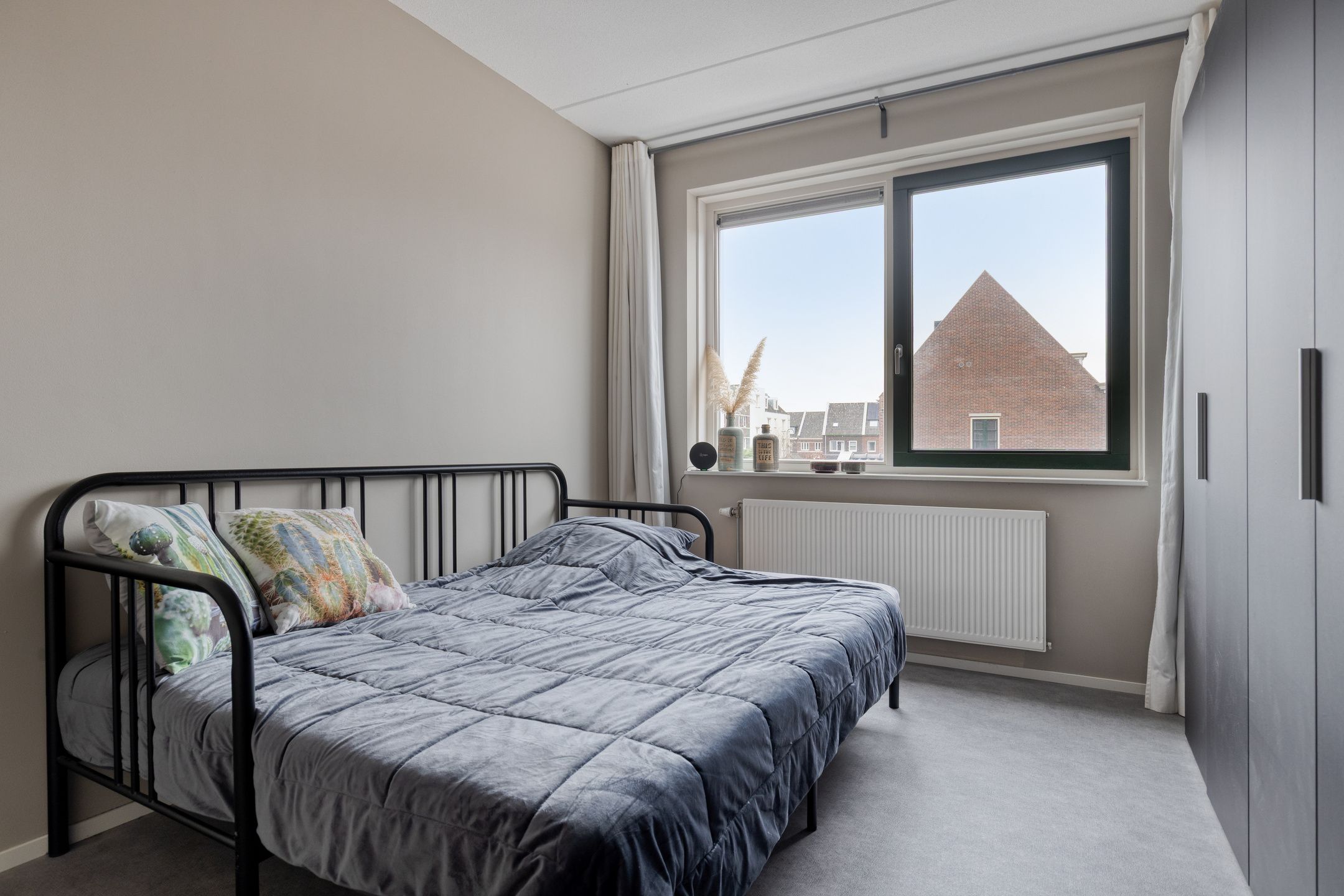 Foto 15 van Poeloever 12