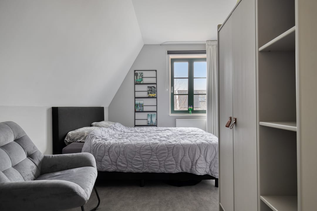 Foto 17 van Poeloever 12