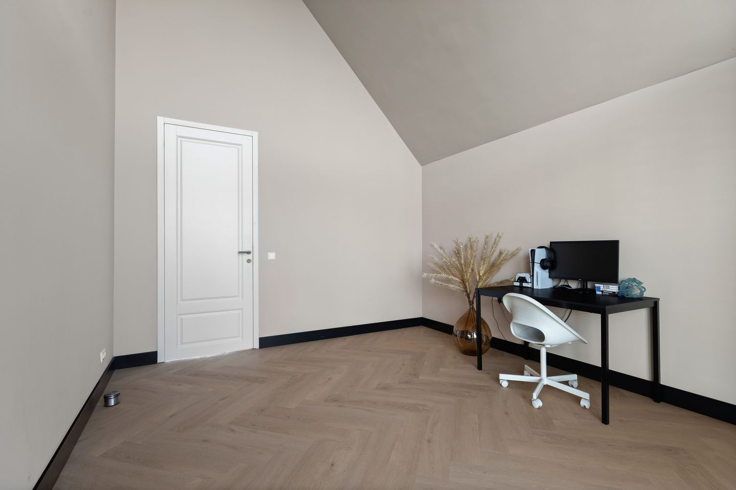 Foto 49 van Fritz Langstraat 5