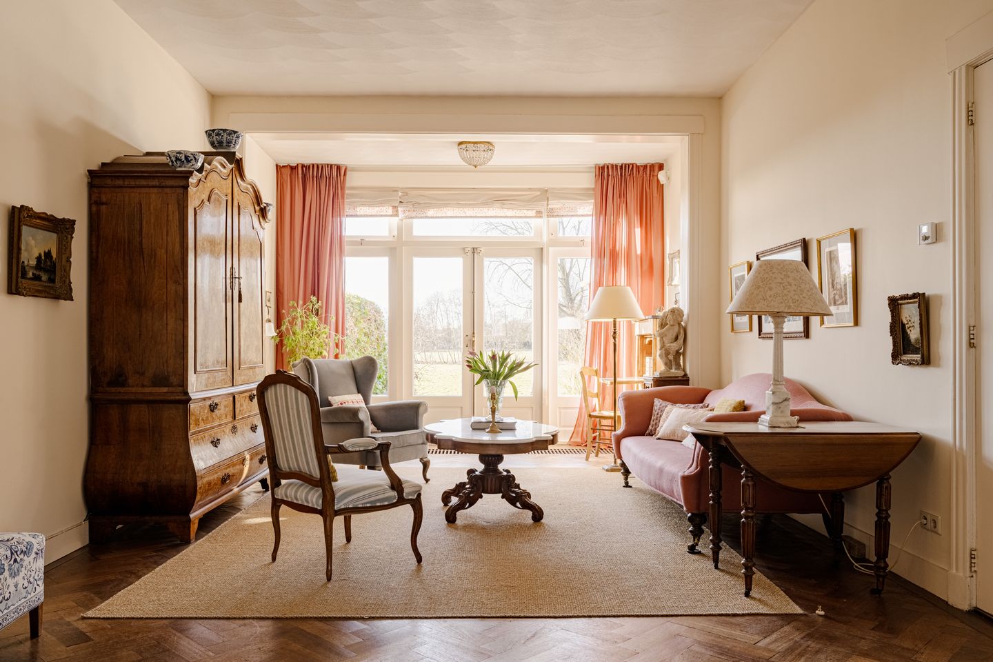 Foto 19 van Dahlialaan 30