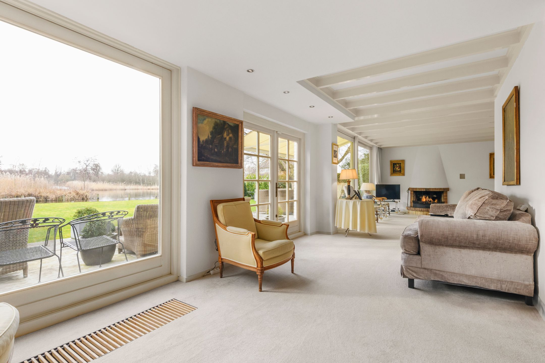 Foto 18 van Nieuw-Loosdrechtsedijk 297