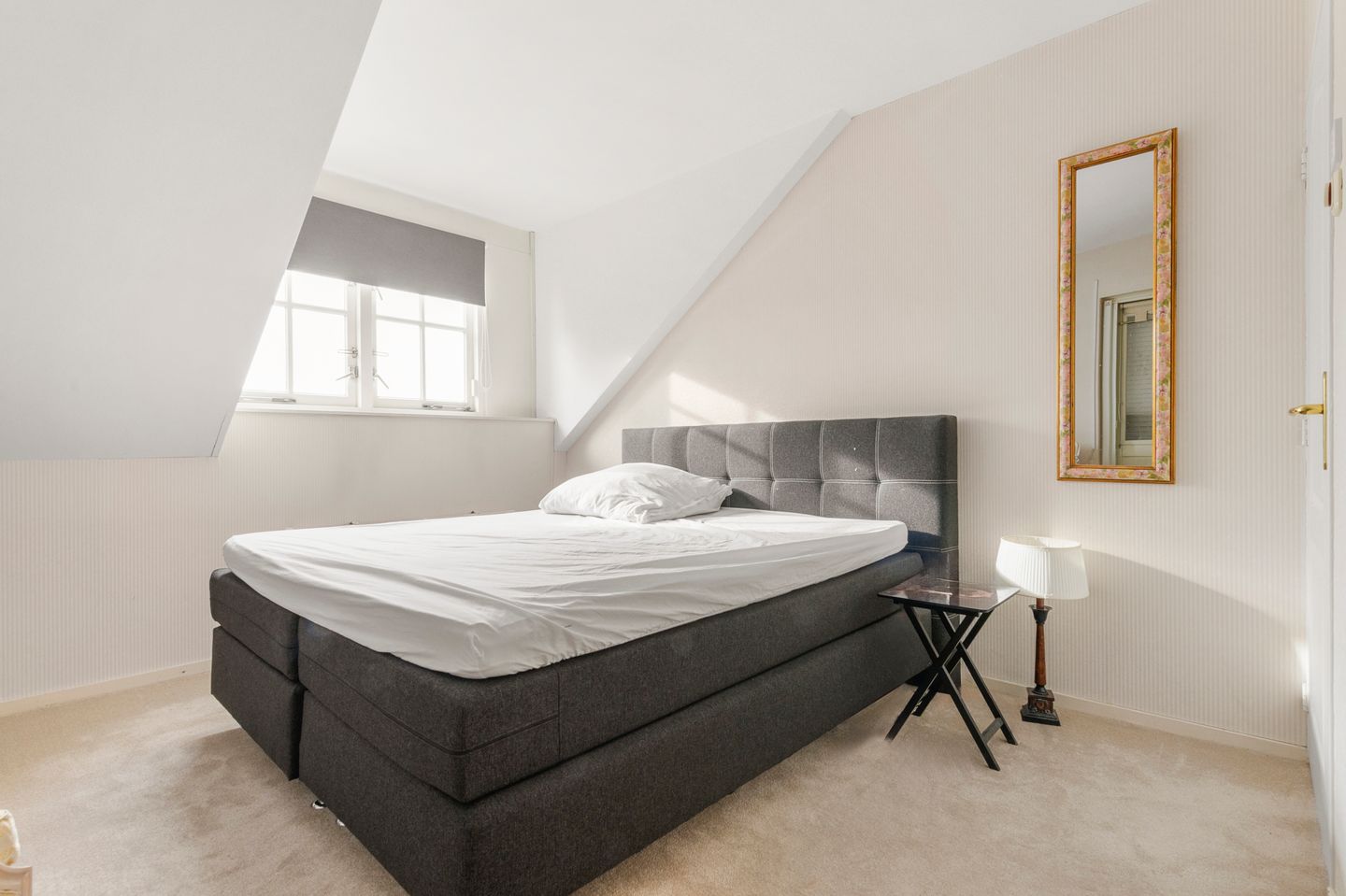 Foto 20 van Nieuw-Loosdrechtsedijk 297