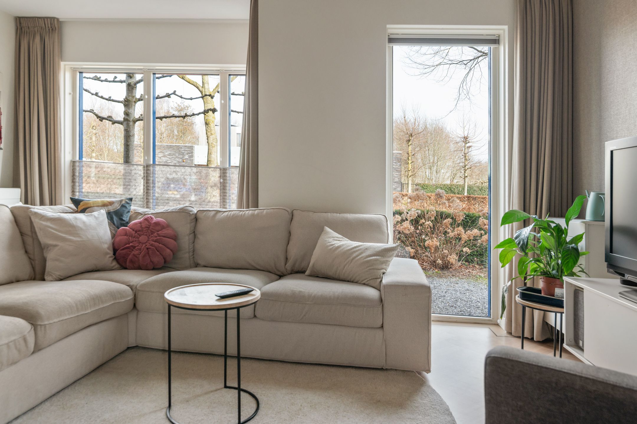 Foto 12 van Frederik Hendriklaan 90