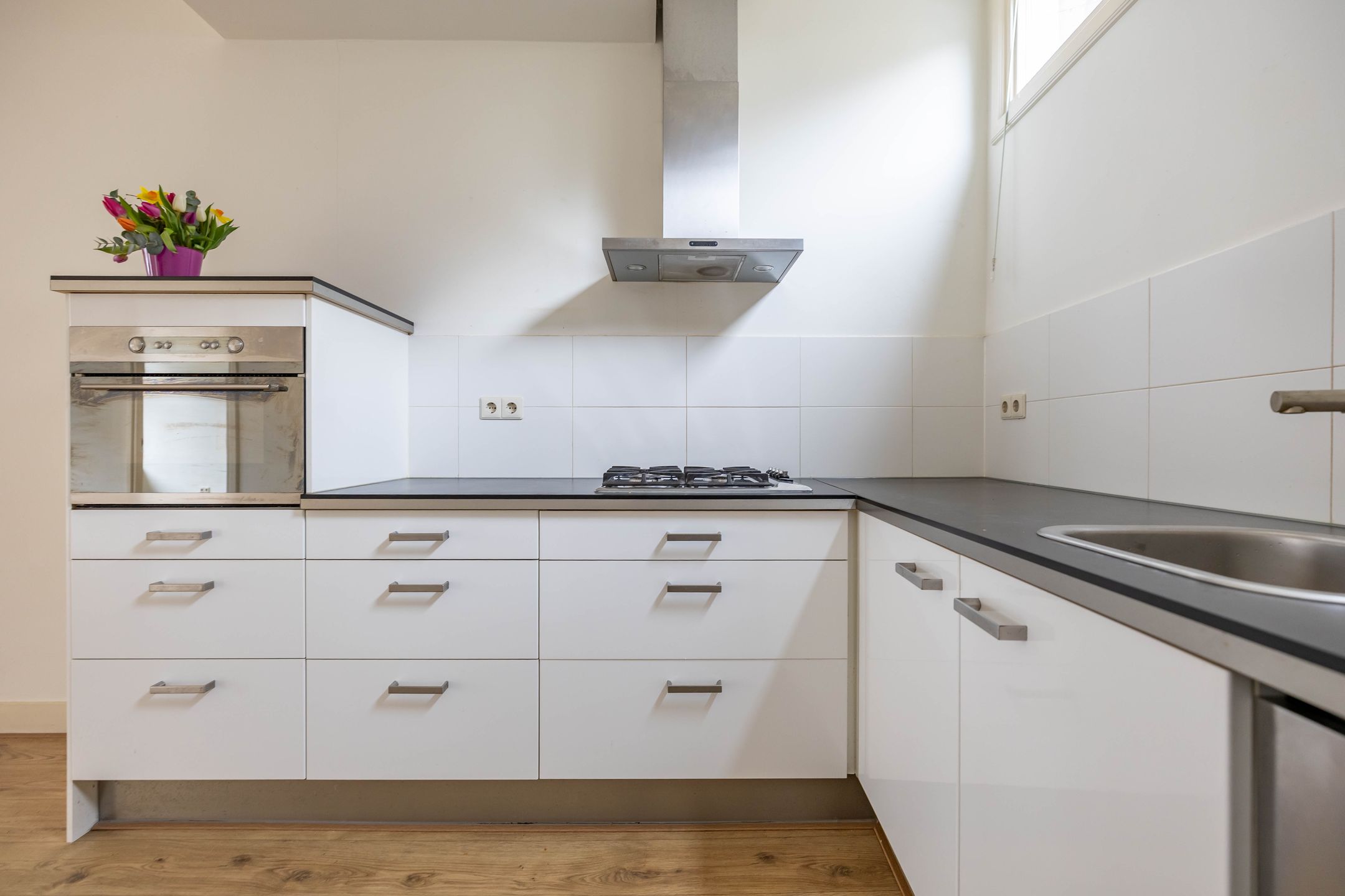 Foto 3 van Warmoesstraat 70