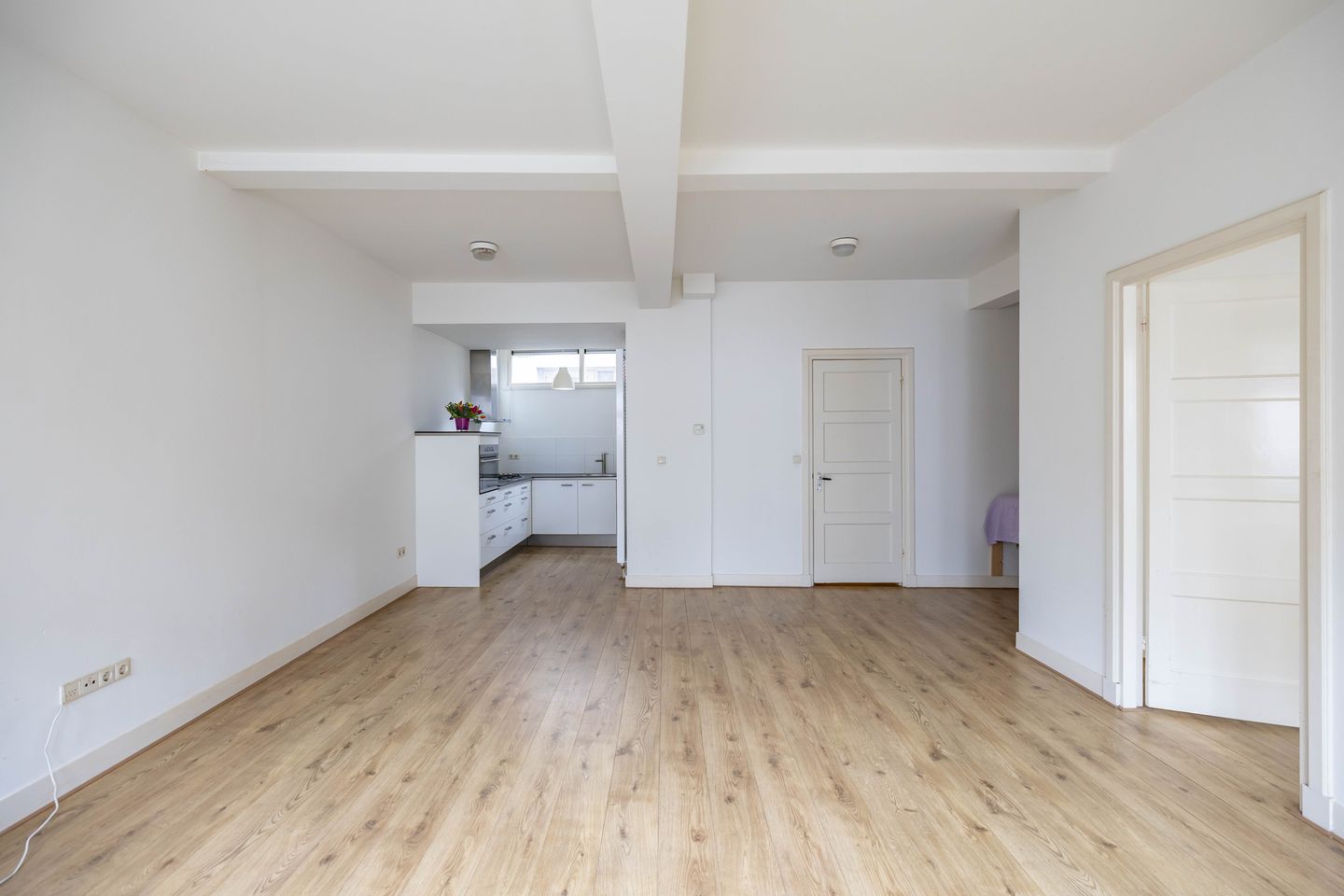 Foto 10 van Warmoesstraat 70