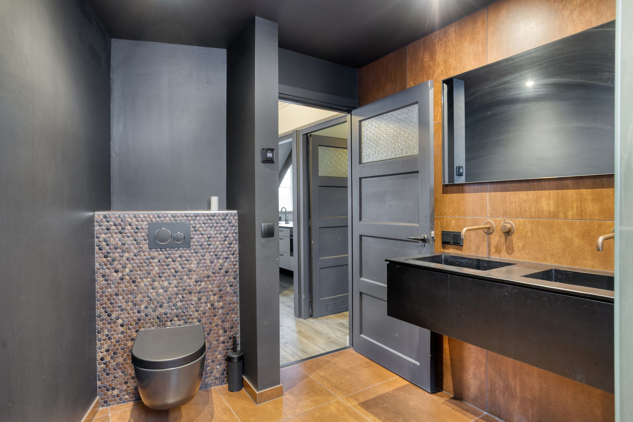 Photo 12 of Vlasmarkt 8-A