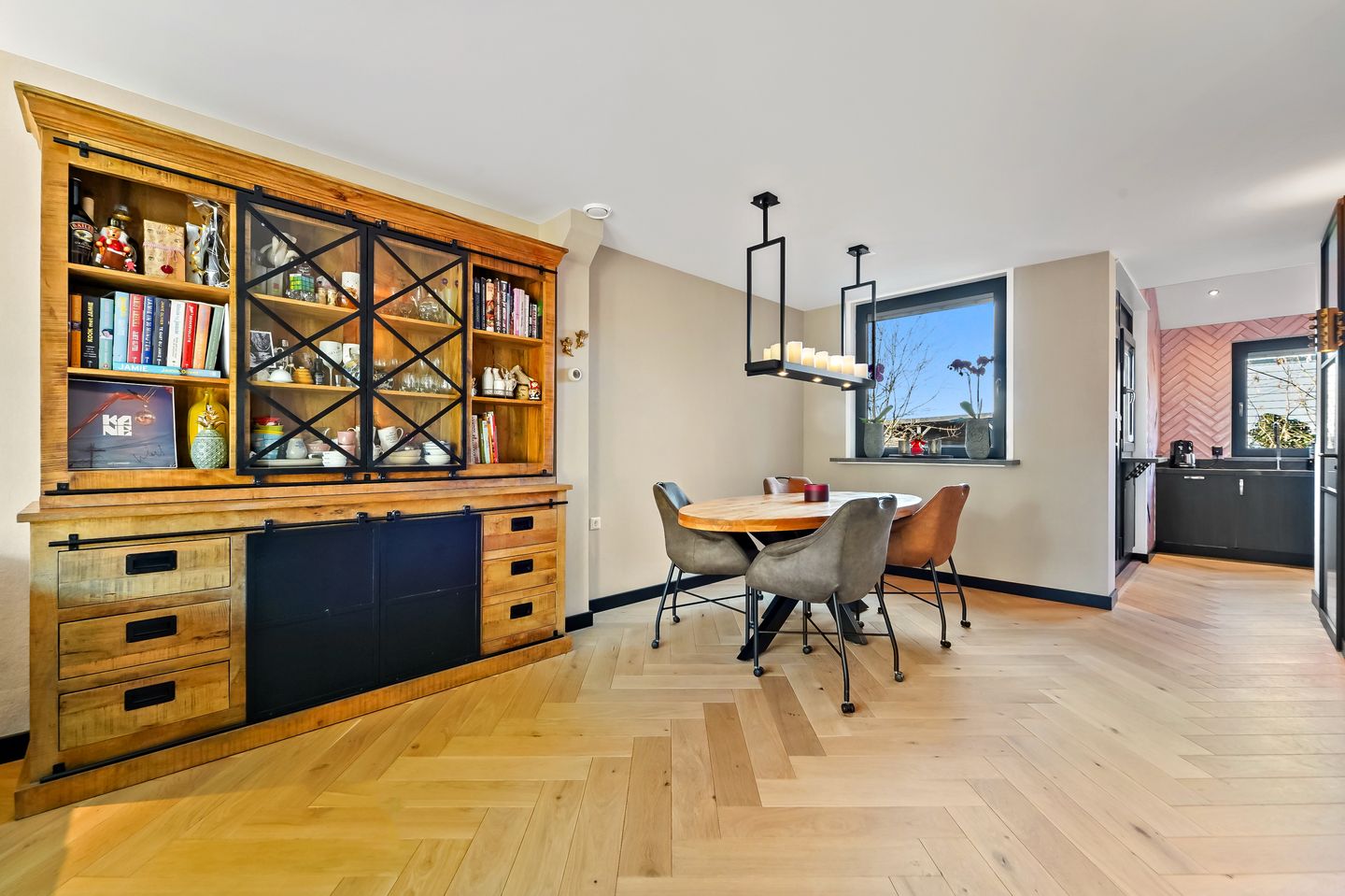 Photo 20 of Schouw 49