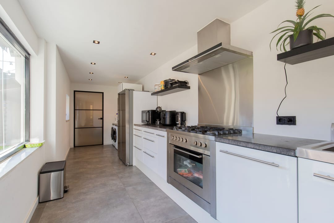 Foto 8 van Moltweg 58