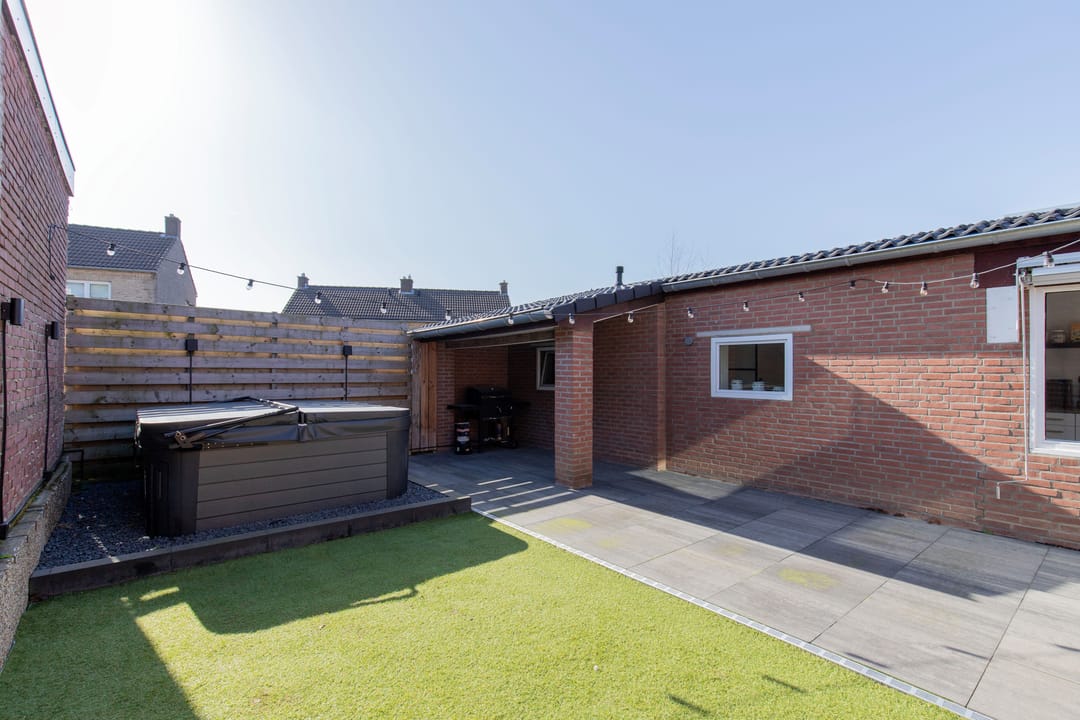 Foto 13 van Moltweg 58