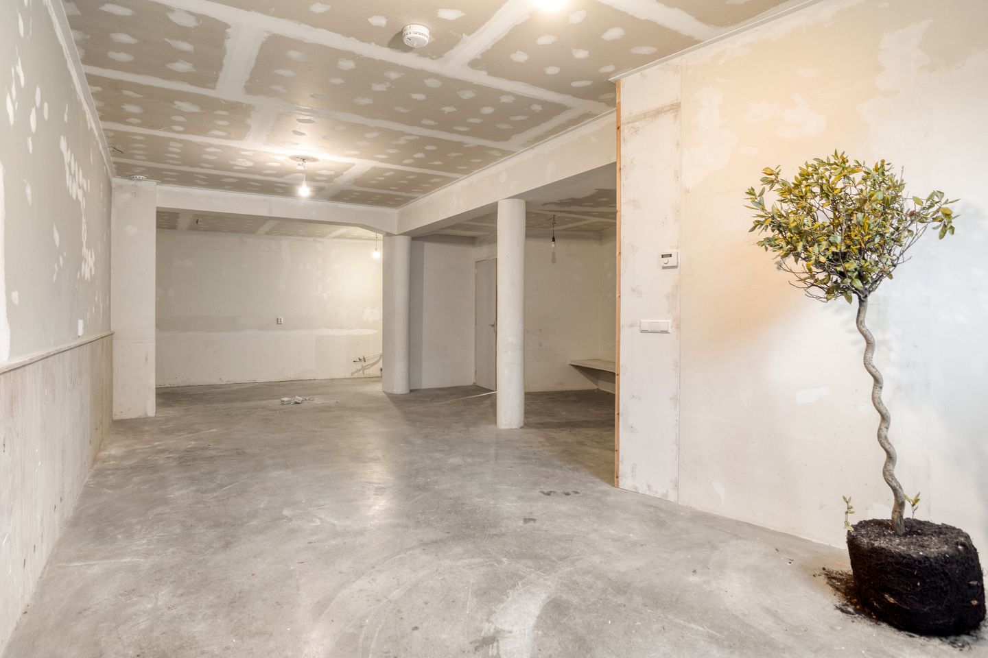 Bekijk foto 4 van Vlasmarkt 8