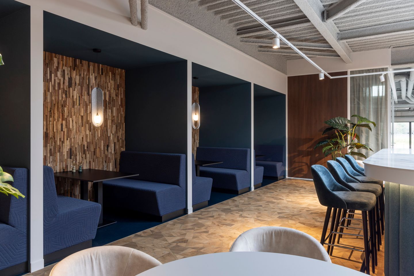 Bekijk foto 4 van Essebaan 63-65