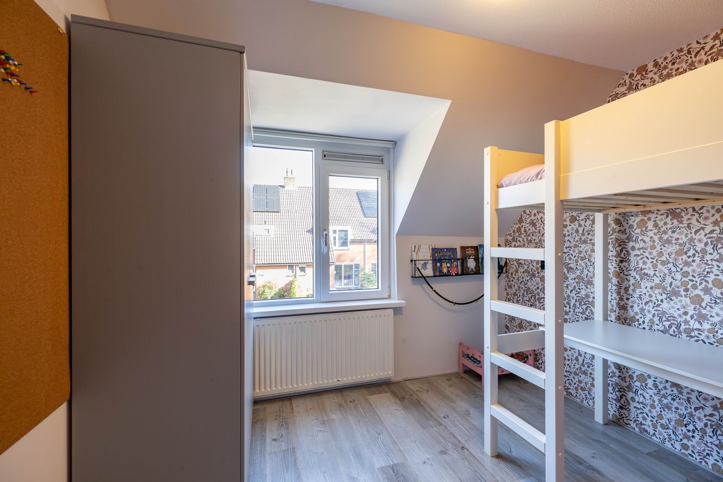 Photo 40 of Sibrandaheerd 74