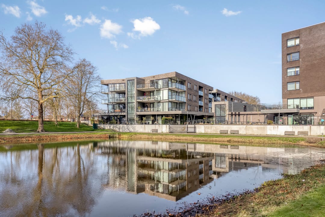 Foto 1 van Alberdingk Thijmstraat 111