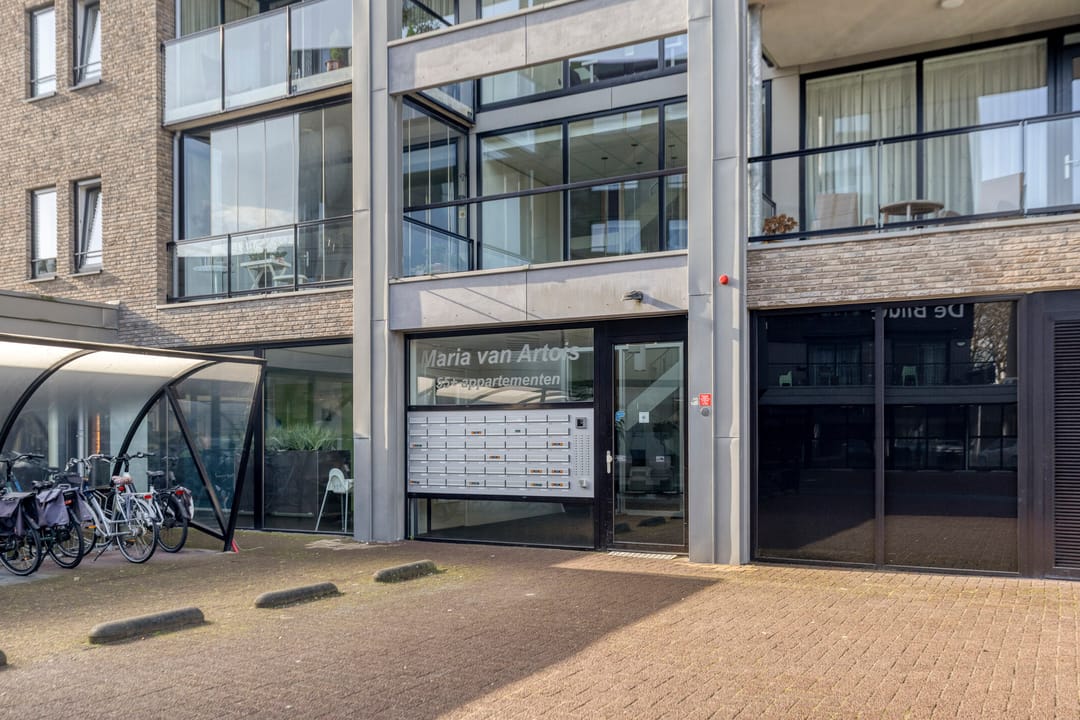 Foto 7 van Alberdingk Thijmstraat 111