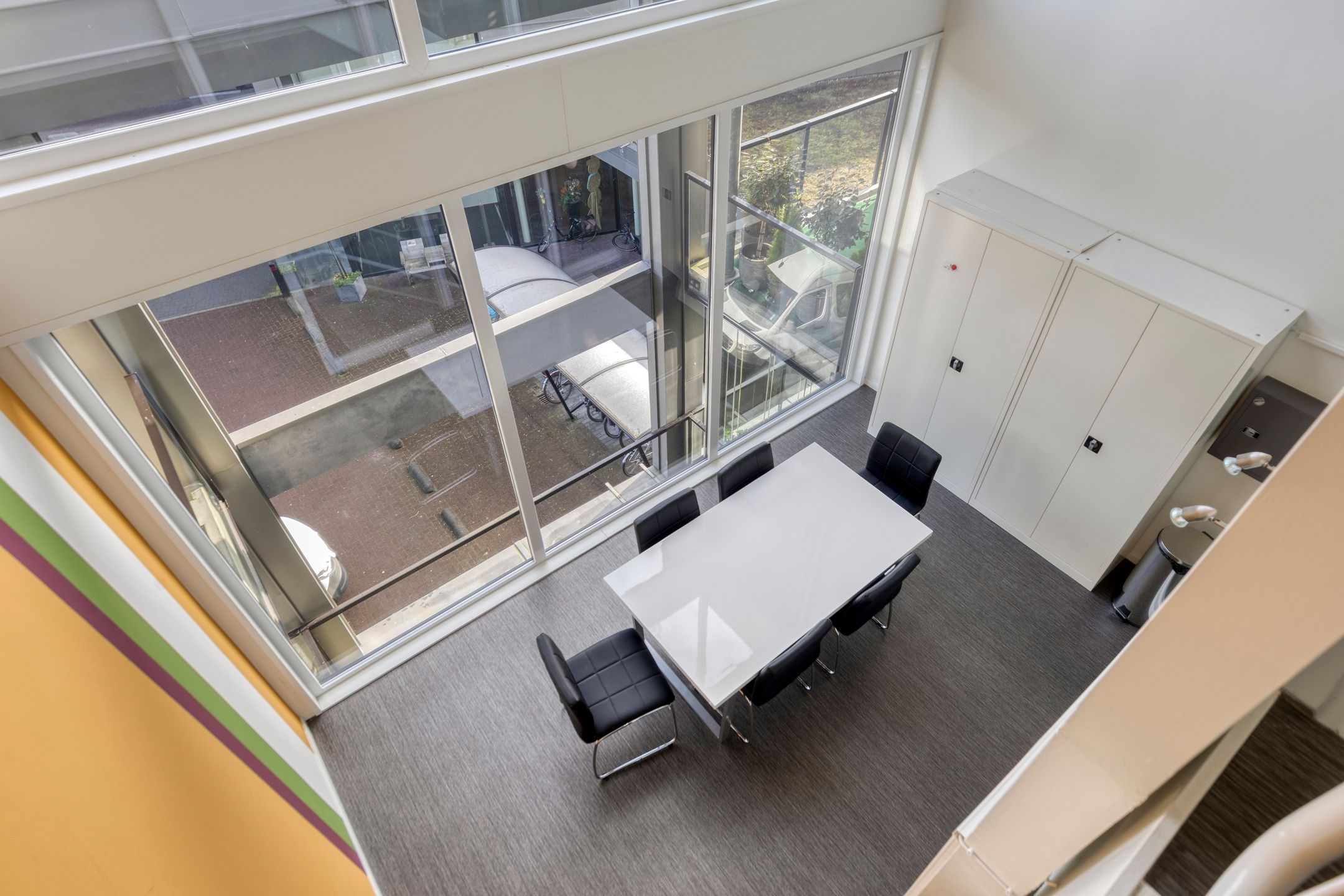 Foto 12 van Alberdingk Thijmstraat 111