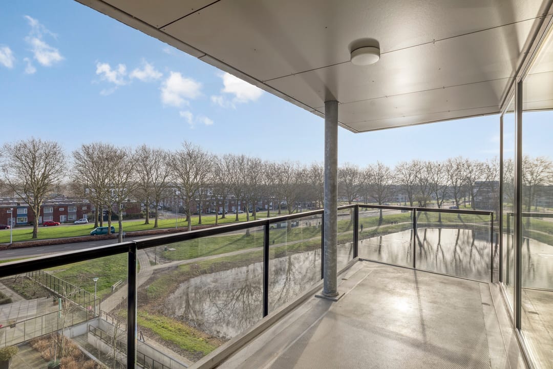 Foto 31 van Alberdingk Thijmstraat 111